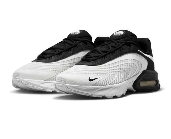 Nike Air Max Black and White Sneakers with Wave-Pattern Upper